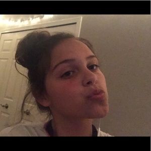 Meet your Posher, Lillian